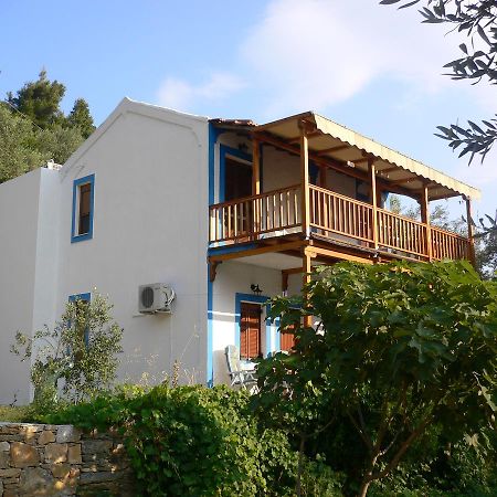 Appartement Megalos Mourtias à Alónnisos Extérieur photo